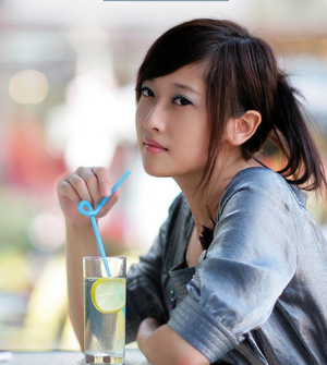 一个one下载破解版致敬韩寒用户界面